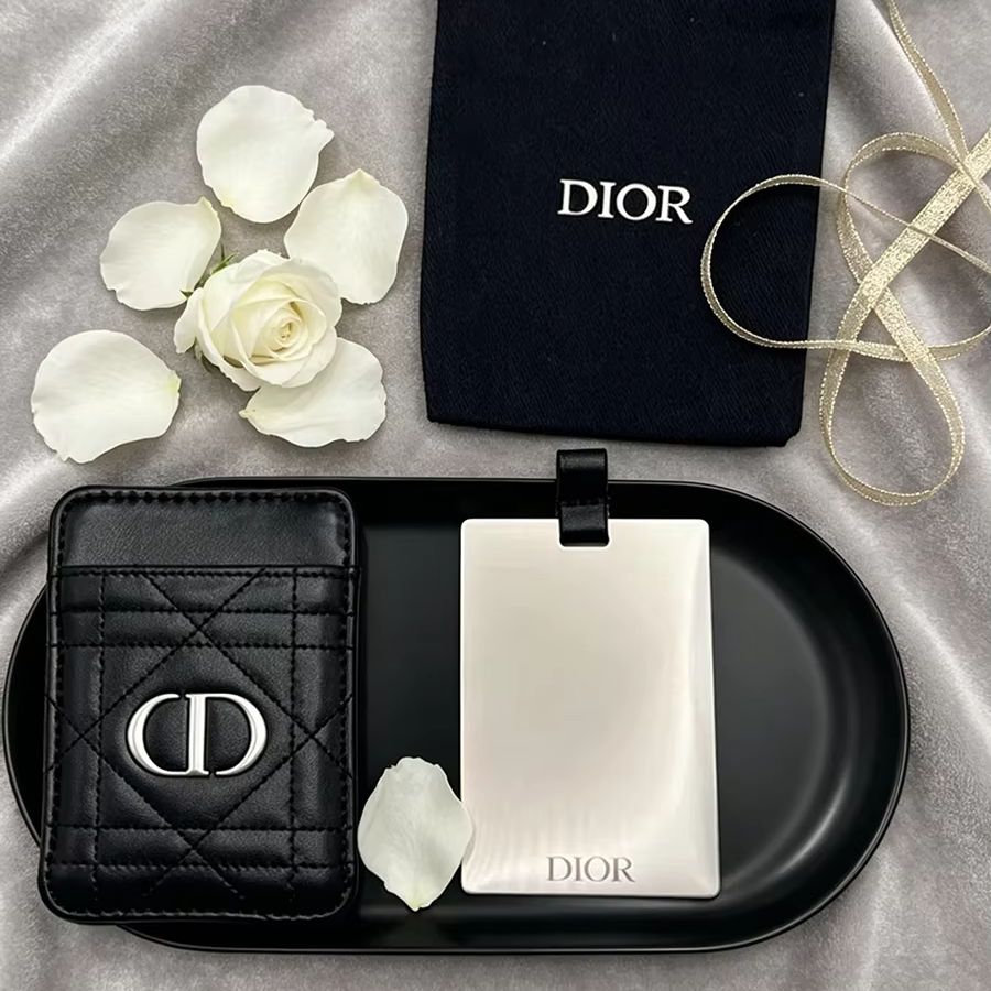 Bolso Dior de Dior, multifunci - Perfume Fine Fragrance reseña y precio