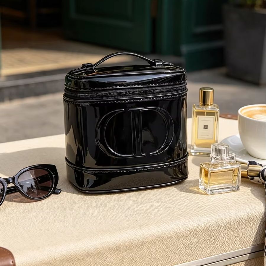 Bolso DIORs de malla negra par - Perfume Fine Fragrance reseña y precio